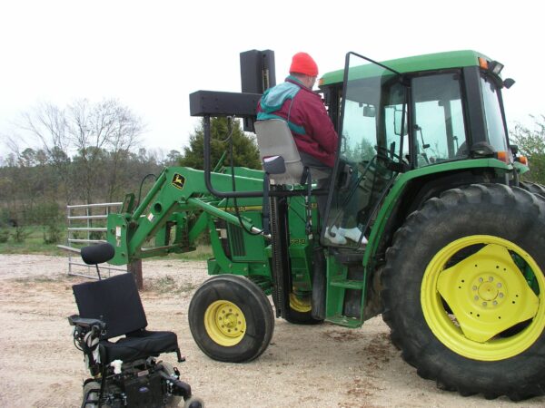 Life Essentials Ag, Large equipment, Truck & RV Lifts